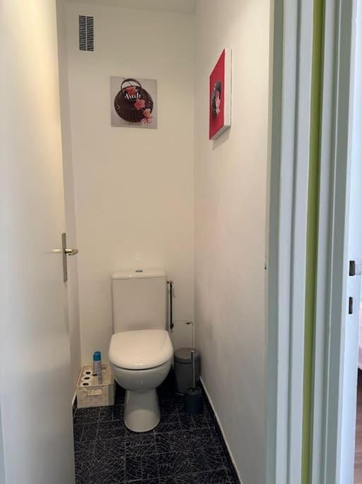 Appartement Calme Proche De La Mer Avec Parking Villers-sur-Mer Luaran gambar