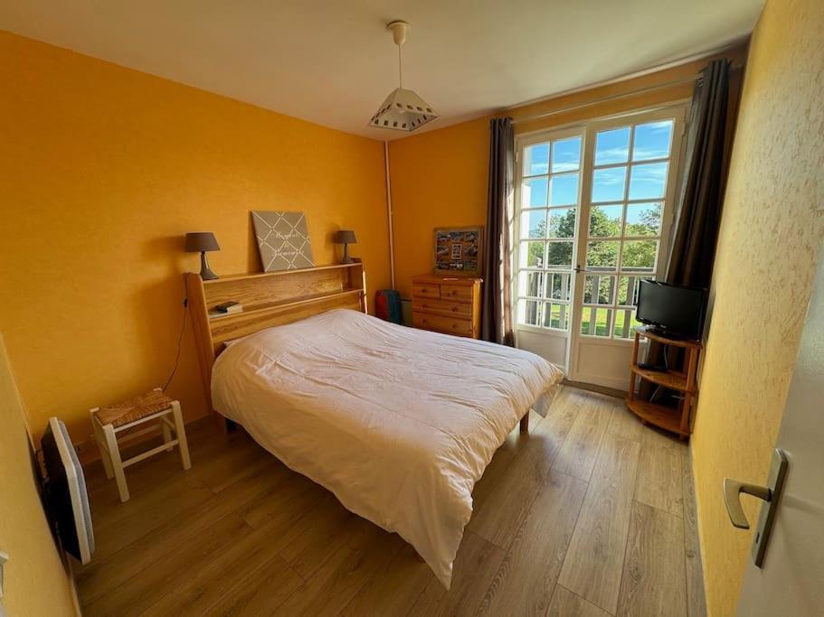 Appartement Calme Proche De La Mer Avec Parking Villers-sur-Mer Luaran gambar